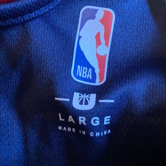 LeBron James cavaliers shirt, men’s L - Picture 7 of 7